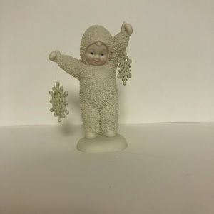 Snowbabies figurine